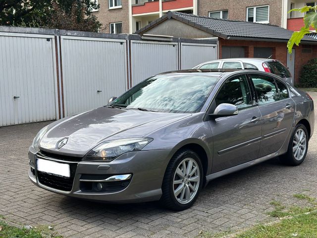 Renault Laguna III 1.5 dCi mit 110 PS, Bau...