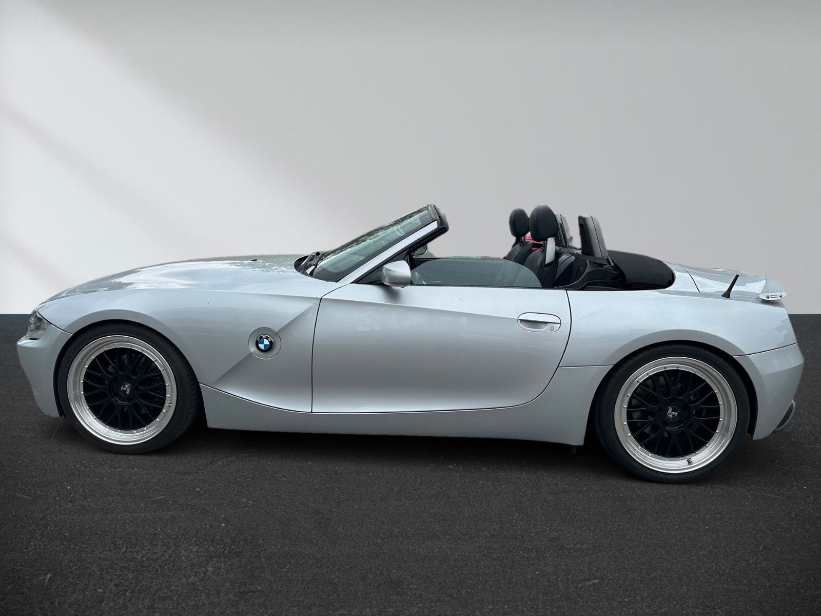 BMW Z4 3.0i – Bild 8