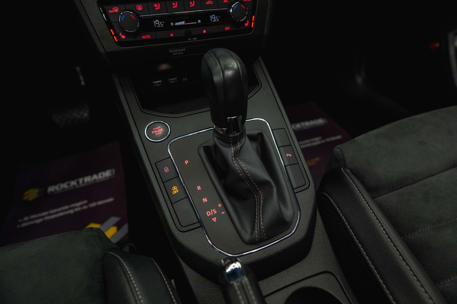 Fahrzeugabbildung SEAT Ibiza Xcellence Sport DSG *LED*Panorama*Kamera*