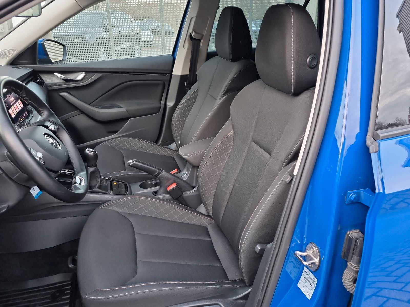 Fahrzeugabbildung SKODA Kamiq 1.0 TSI Ambition LED PDC SHZ KLIMA