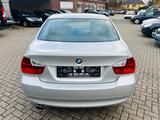 BMW 318 Limousine PDC NAVI KLIMA LEDER GARANTIE - silberne BMW 318