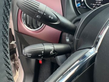Fahrzeugabbildung Fiat 500C Style Bi Xenon Navi Klimaaut. PDC Beats uvm