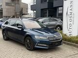 Skoda Superb Combi 1.4 TSI iV DSG Style ACC*RFK*AHK - Skoda Superb Style mit Hybrid-Antrieb (Benzin/Elektro)