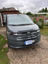 Volkswagen T7 Multivan TDI Life DSG, IQ-Light, SHZ, AHK - VW T7 von privat