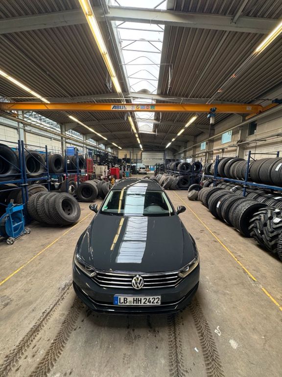 Image of Volkswagen Passat Variant