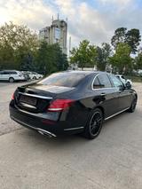 Mercedes-Benz E 350e Burmester-Pano-Ambiente-Keyless-360Kamera - mit Hybrid-Antrieb: Luftfederung, Limousine