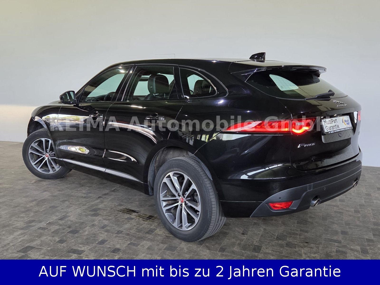 Fahrzeugabbildung Jaguar F-PACE R-Sport AWD, Pano, Meridian,