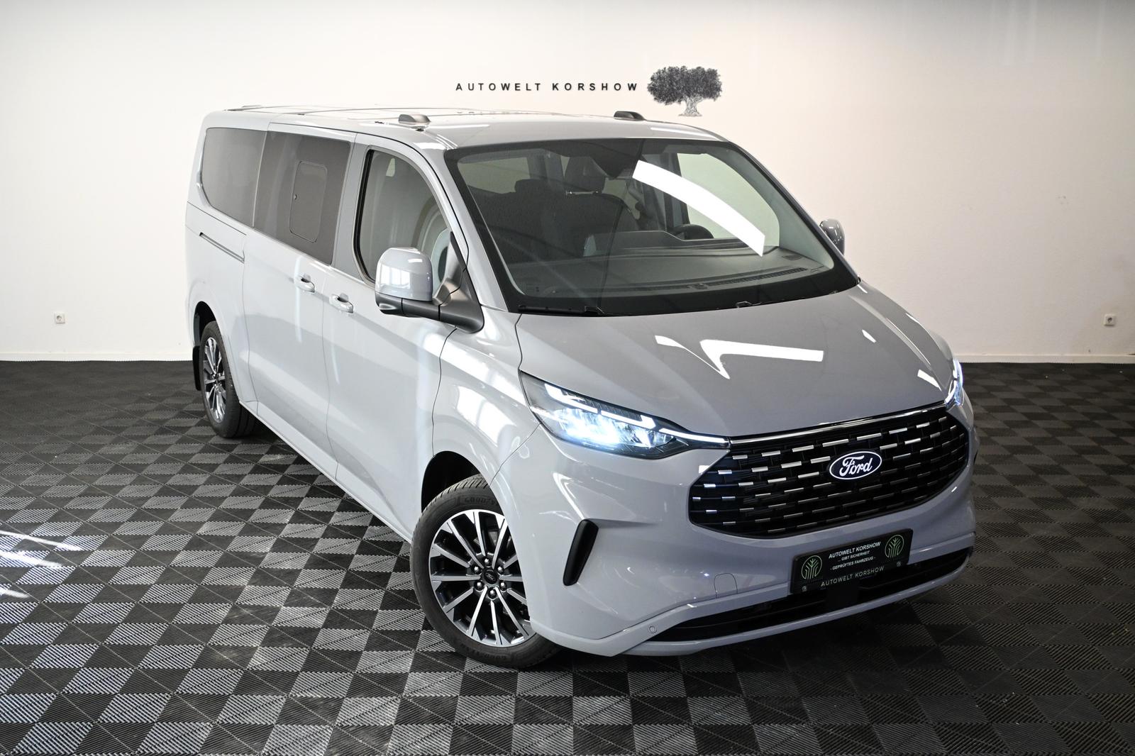 Ford Tourneo Custom 320 L2 Titanium X*AHK *LED *360°