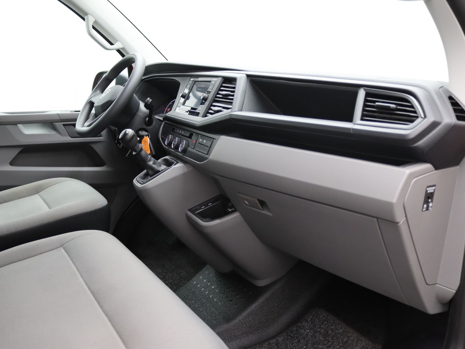 Volkswagen T6 Kombi - Bild 11