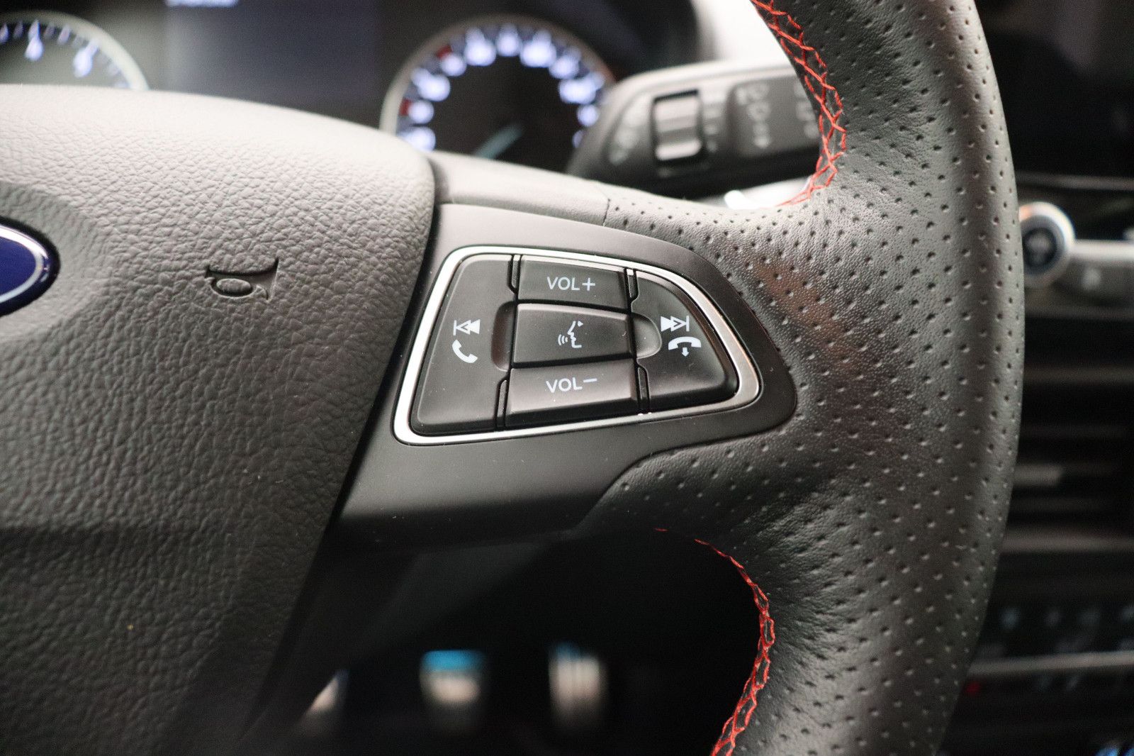Fahrzeugabbildung Ford EcoSport 1.0 ST-Line