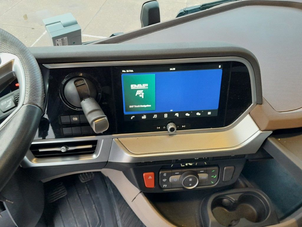 Fahrzeugabbildung DAF FT XG+ 530