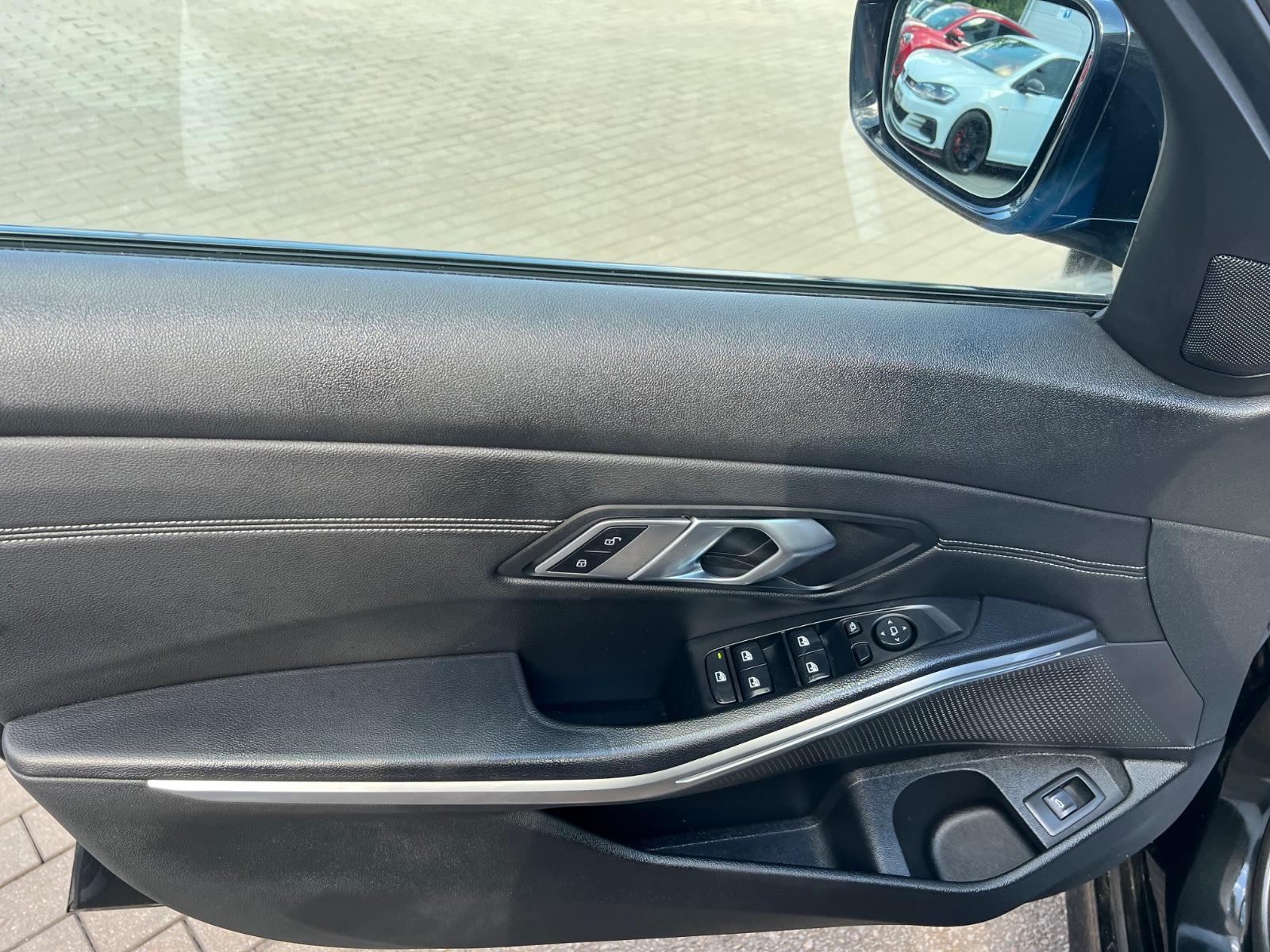 BMW 320 3 Touring 320 i Sport Line Automatik Navi, миниатюра 29