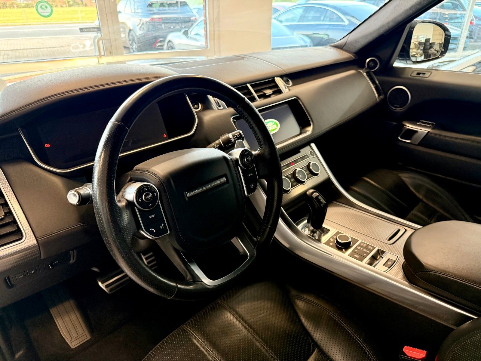 Fahrzeugabbildung Land Rover Range Rover Sport 3.0 SDV6 Autobiography Dynamic