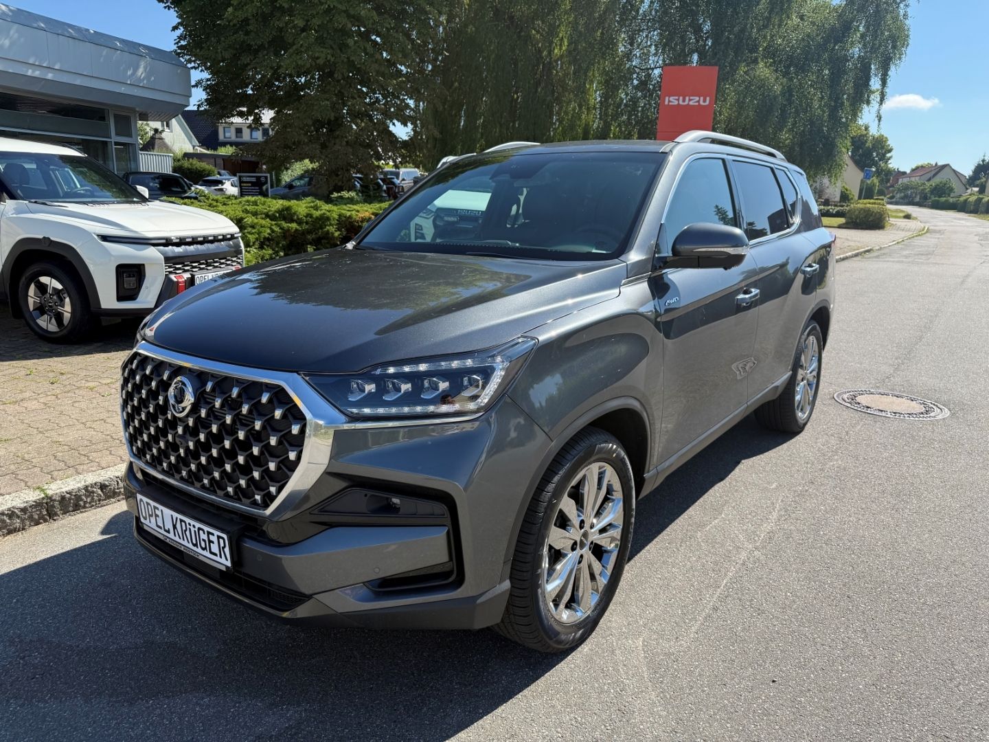 Fahrzeugabbildung KGM Rexton Lux 2.2 4WD Leder 360 Kamera