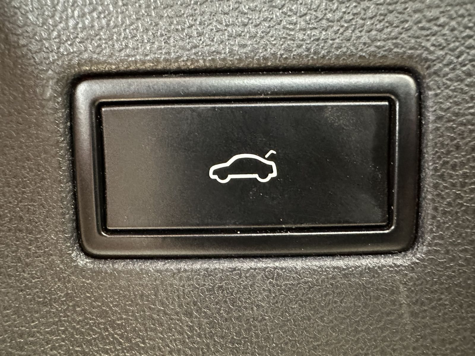 Fahrzeugabbildung Volkswagen Tiguan Allspace 4M R-Line NAV+LED+PANO+AHK+ACC