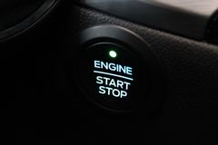 Fahrzeugabbildung Ford Kuga Titanium X LED B&O 2xCAM 4xSHZ ACC uvm.