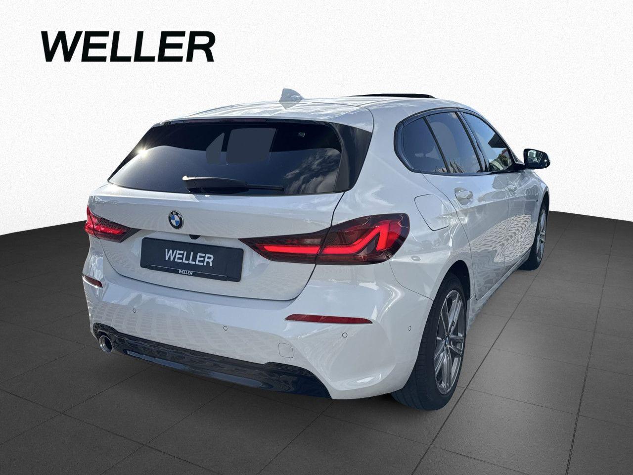 BMW 118i Sport Line adptLED Pano AHK Kamera GrTank