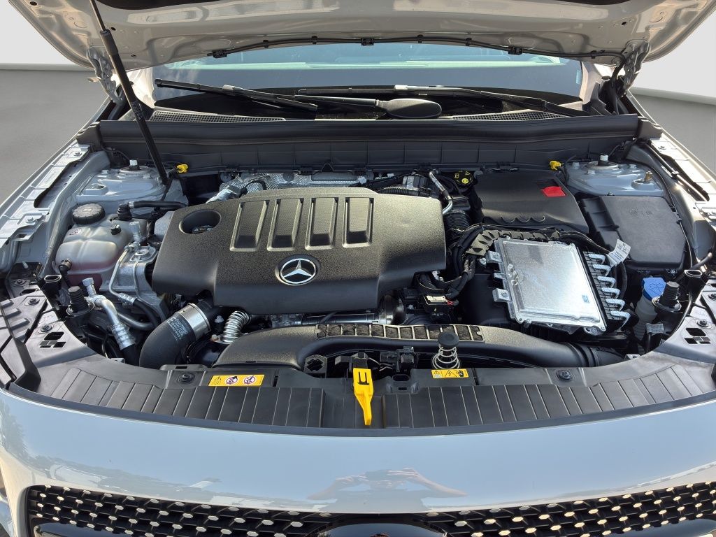 Fahrzeugabbildung Mercedes-Benz GLB 200 d AMG*Night*KeyLes*DISTRONIC*PDC*RFK*AHK