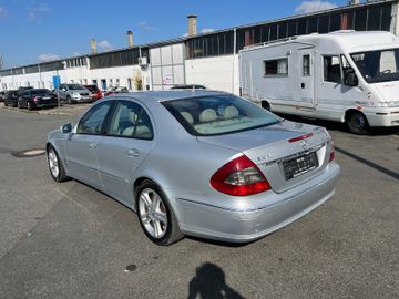 Mercedes E 320 - 7