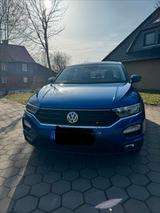 Volkswagen T-Roc 1.0 TSI App Connect/Klima - Volkswagen T-Roc mit Benzin-Antrieb: Kleinwagen