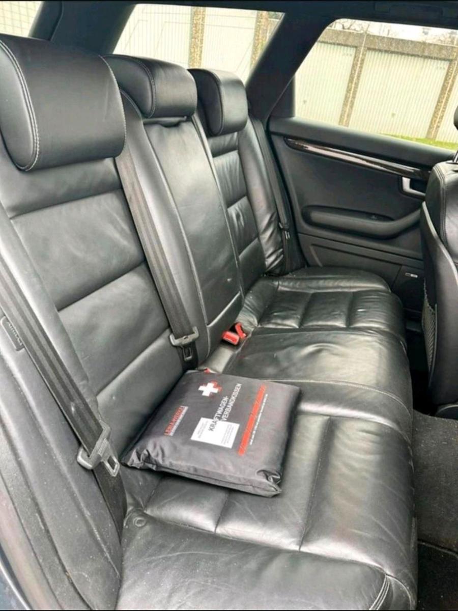 Audi Quattro 2007 — photo 12