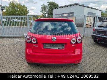 Volkswagen Golf - 6