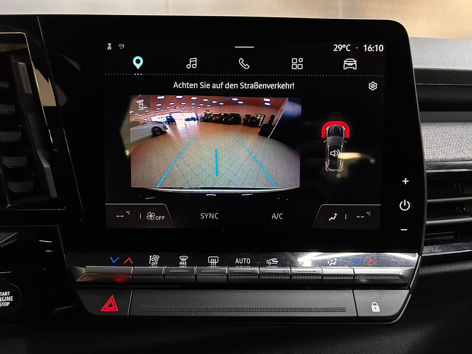 Fahrzeugabbildung Renault Austral 1.3 TCE Aut Evolut NAVI+LED+SHZ+KAM+ACC+