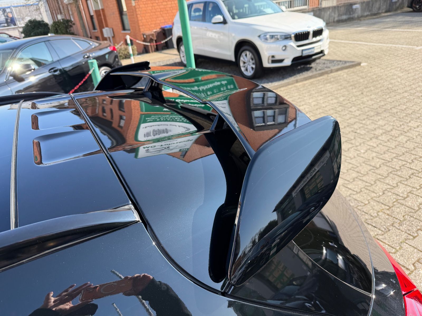 Fahrzeugabbildung Mercedes-Benz GLA 45 AMG 4Matic AERO KIT PANORAMA KLAPPE