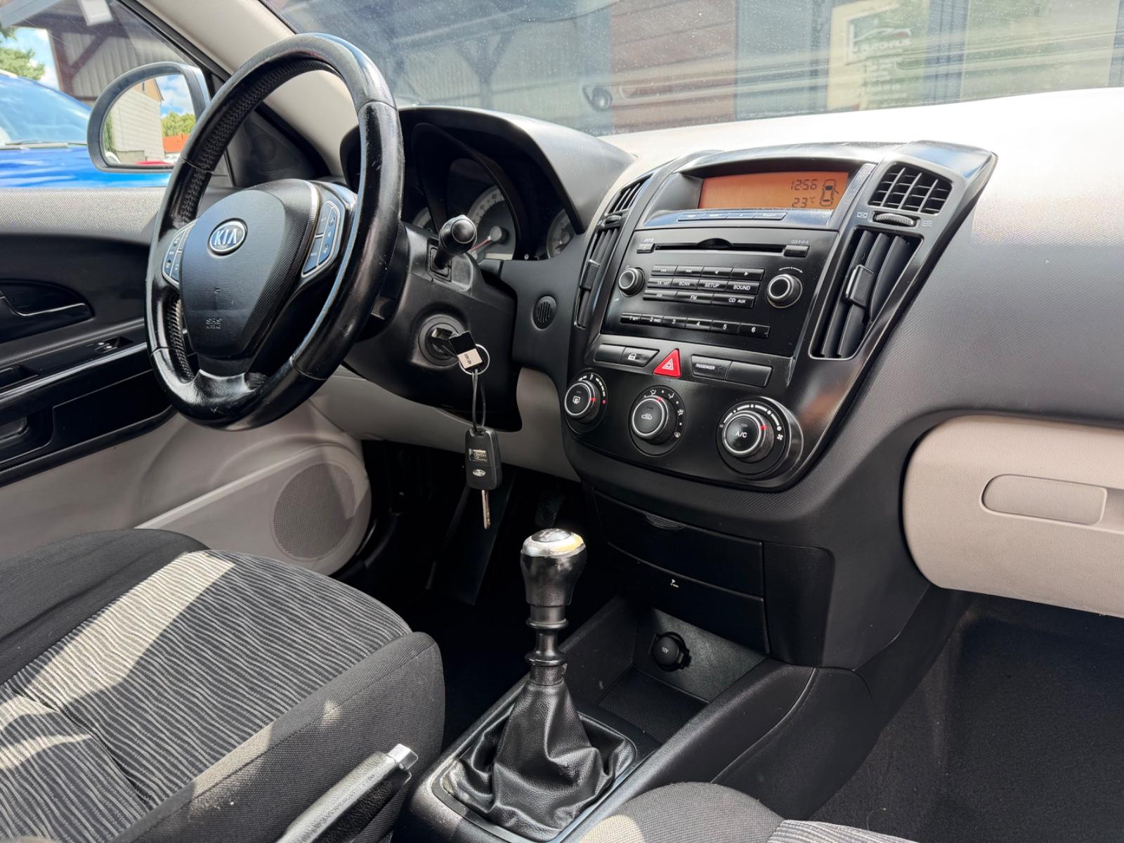 Kia ANDERE Ceed LX*2HA*