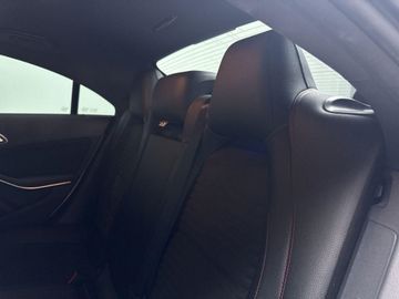 Mercedes CLA 250 - 11