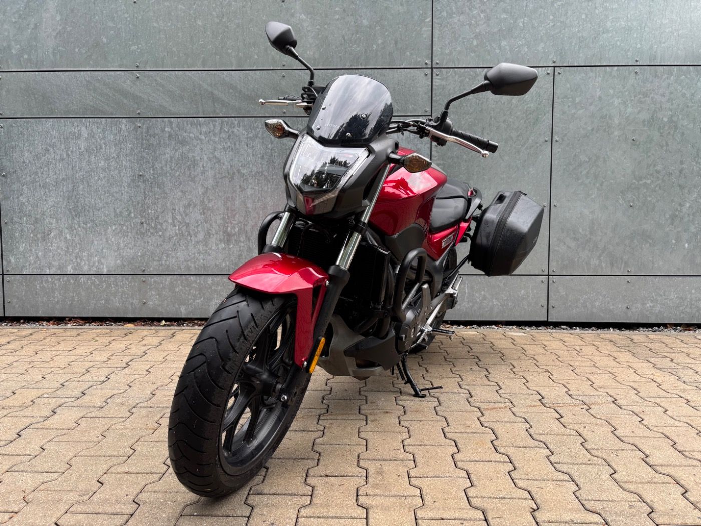 Fahrzeugabbildung Honda NC 750 S ABS Tieferlegung A2 Seitenkoffer