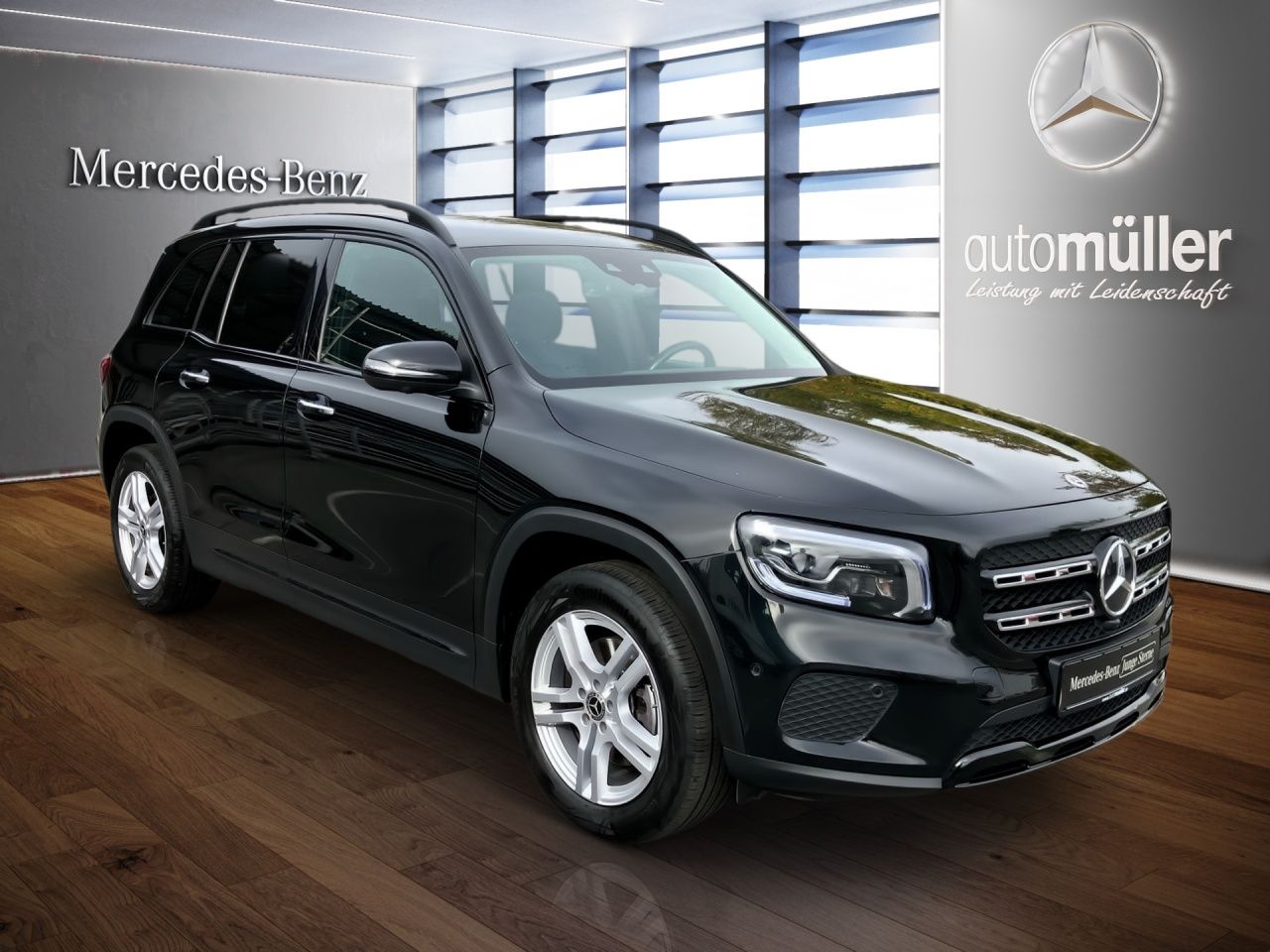 Fahrzeugabbildung Mercedes-Benz GLB 220 d PROGRESSIVE+AHK+NIGHT+MULTIB+360+LHZ++