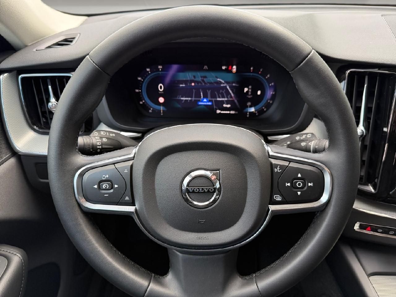 Fahrzeugabbildung Volvo XC60 Core 2WD