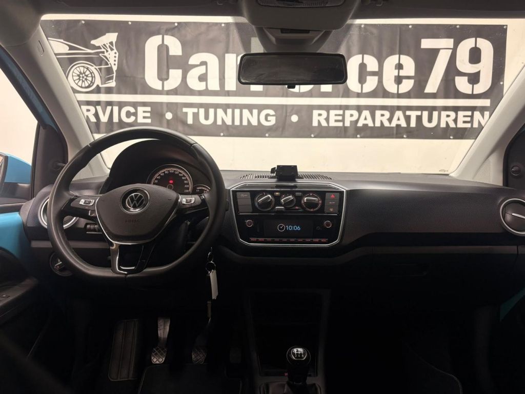 VW up! United ISOFIX KLIMAA 8-FACH DAB SPURHALTEASS VW up! United ISOFIX KLIMAA 8-FACH DAB SPURHALTEASS