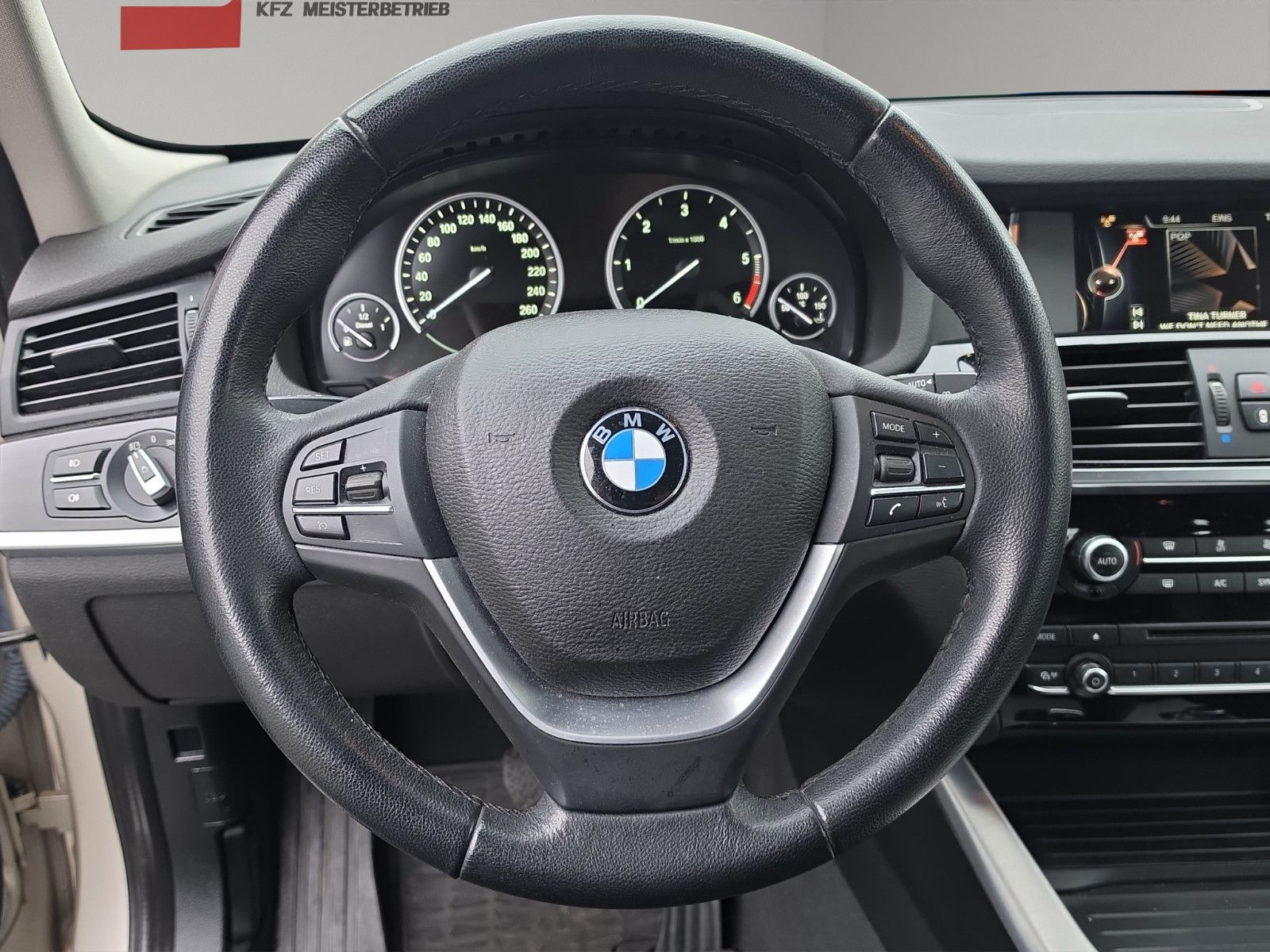 Fahrzeugabbildung BMW X3 xDrive20d AUT. AUS 1.HAND LEDER NAVI KAMERA