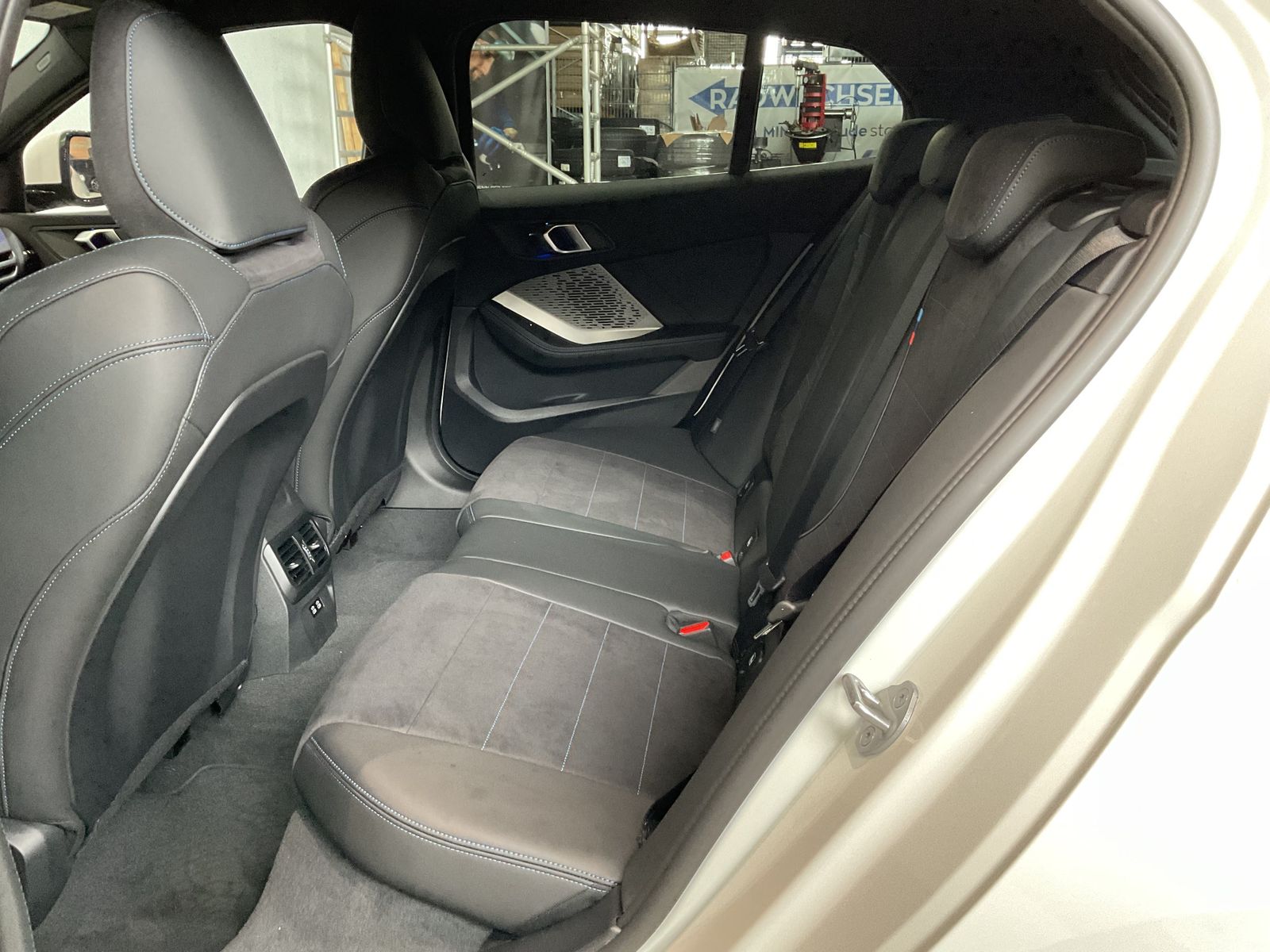 Fahrzeugabbildung BMW 120 |Komfortzugang |M Sportpaket |Lenkradheizung