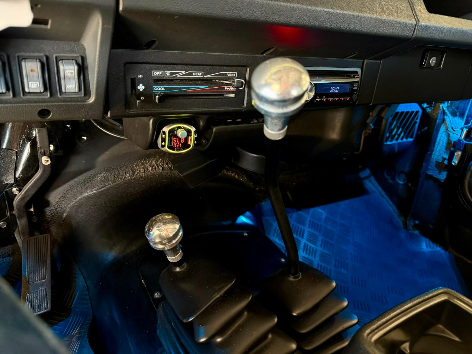 JEEP WRANGLER - 2.5l - 121 CV - BVM - CARNET D'ENTRETIEN