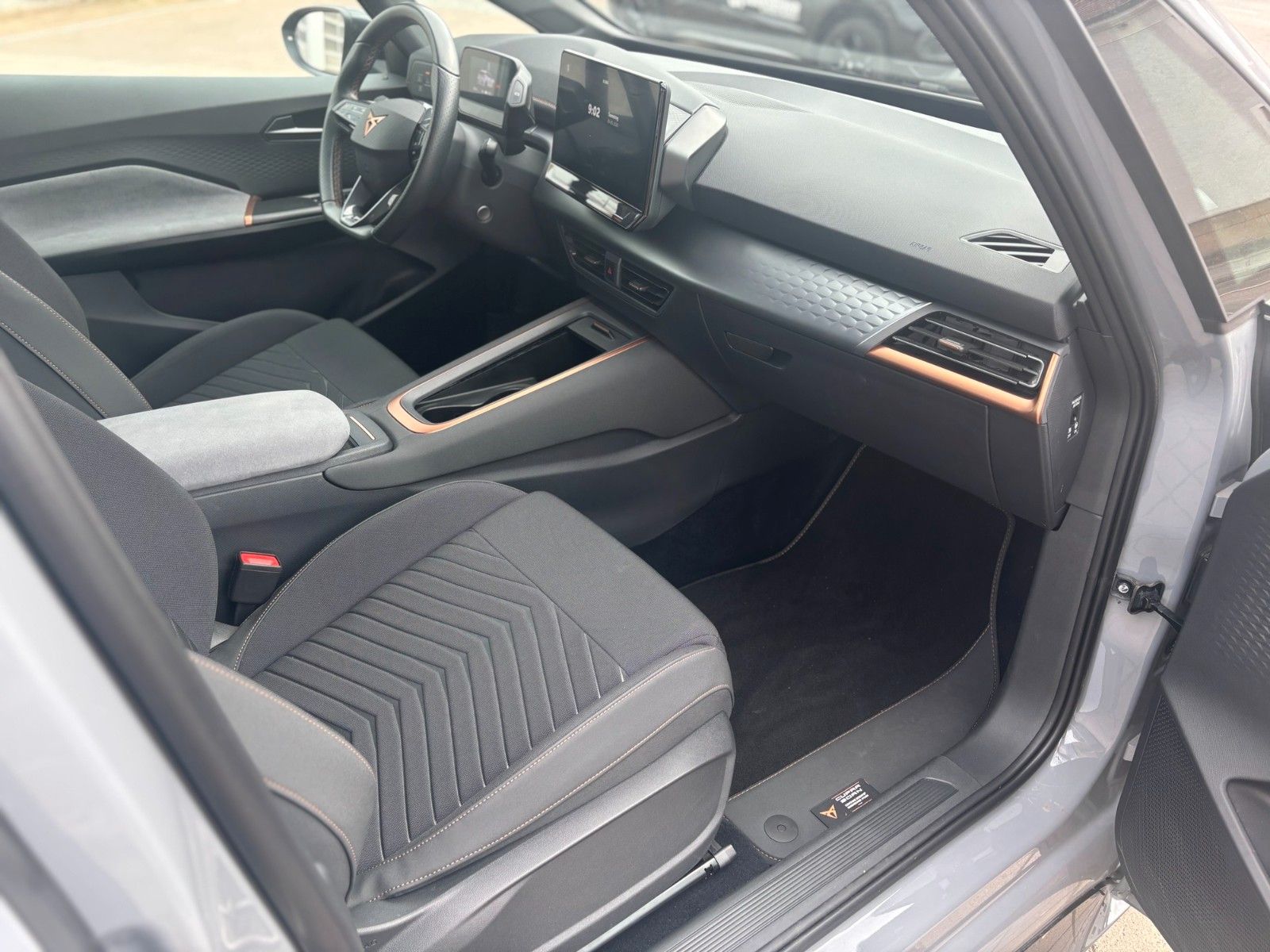 Fahrzeugabbildung CUPRA Born 150 kW