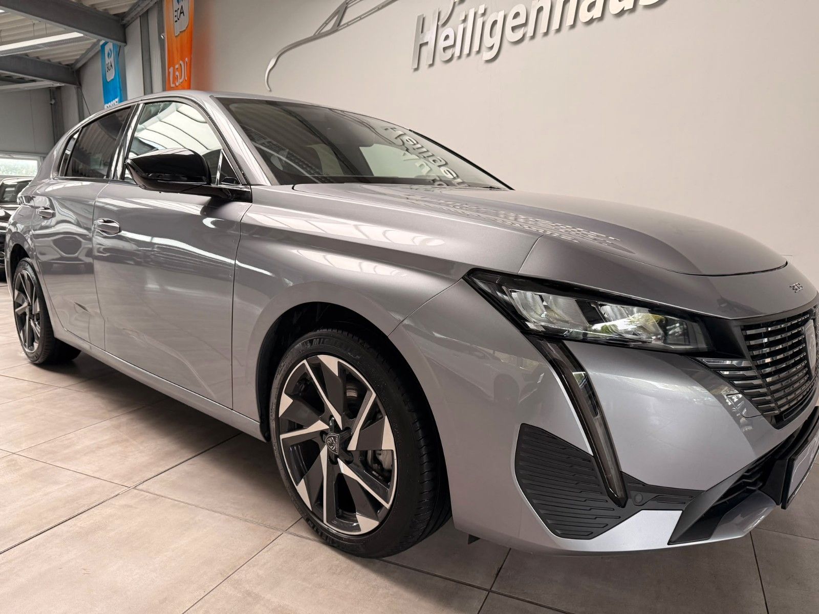 Peugeot 308 e-DSC6 Hybrid 136 Allure LED Navi 360°Kamera imagem 2