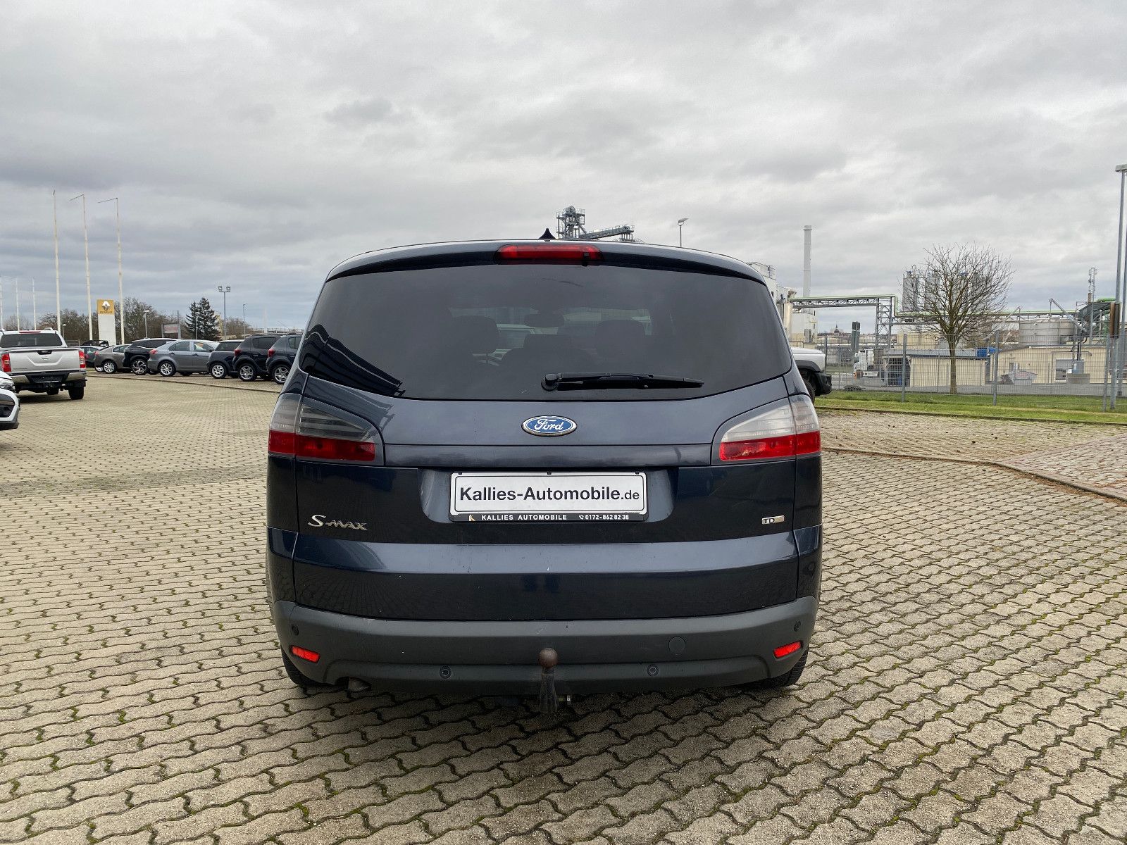 Fahrzeugabbildung Ford S-MAX Trend 2.0 SHZ+PDC+AHK+TÜV-NEU