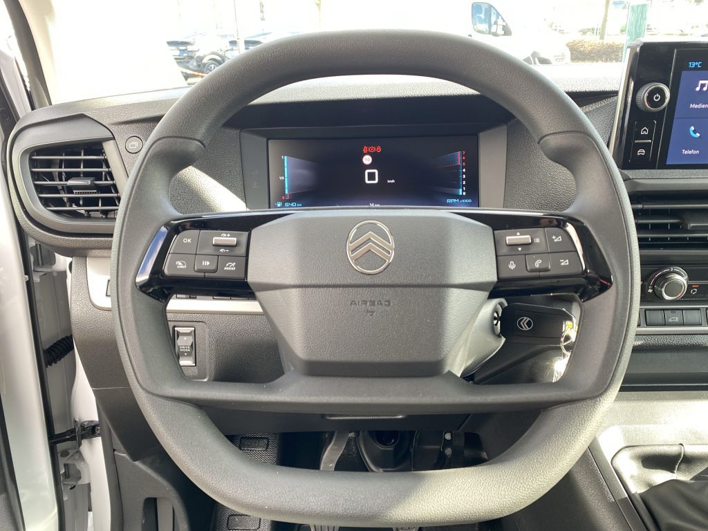Fahrzeugabbildung Citroën Jumpy 1.5 Diesel 120 M S&S *NAVI*Rückfahrkamera*
