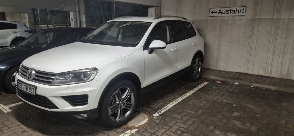 Image of Volkswagen Touareg
