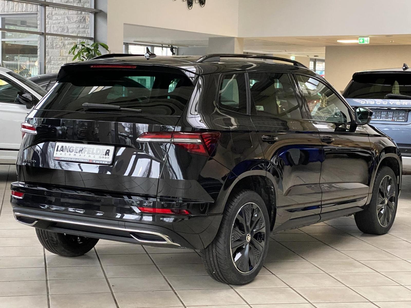 Skoda Karoq Sportline 1,5TSI DSG*AHK*NAVI*ACC*CARPLAY*
