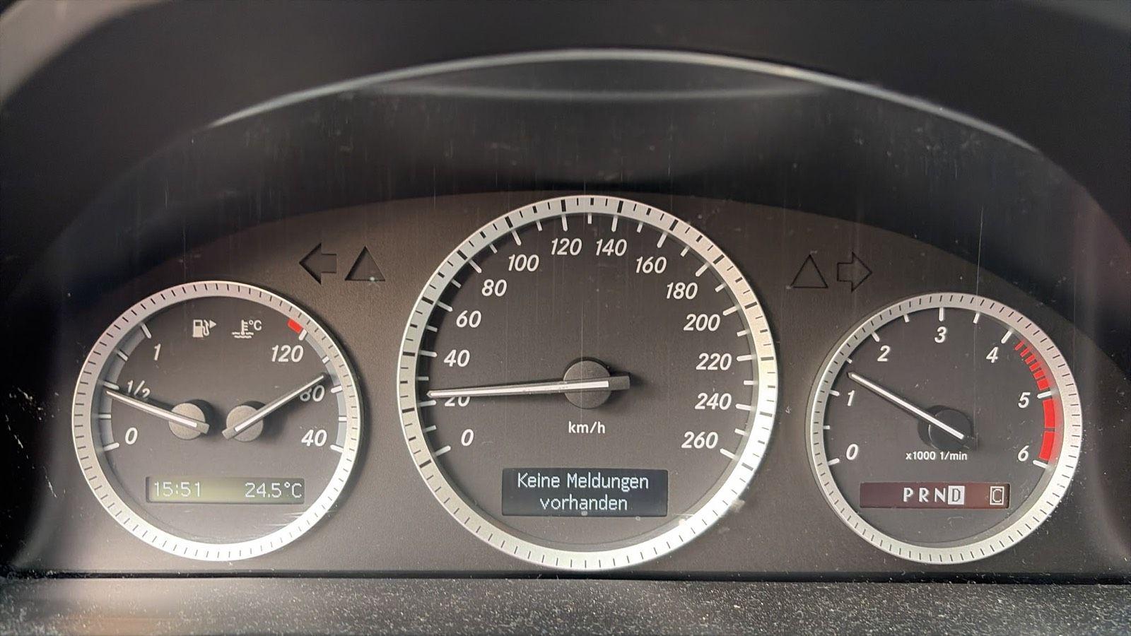 Mercedes-Benz C220 2008 — photo 6