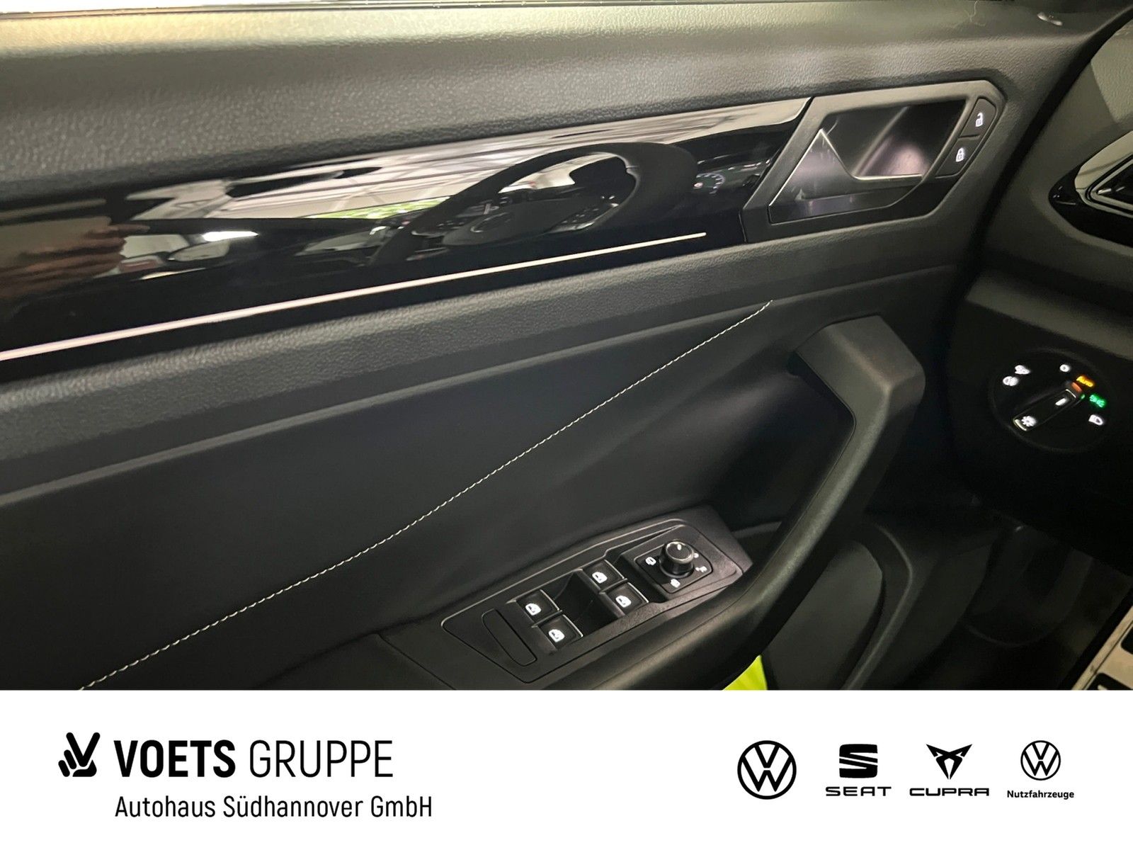 Volkswagen T-Roc - Bild 12