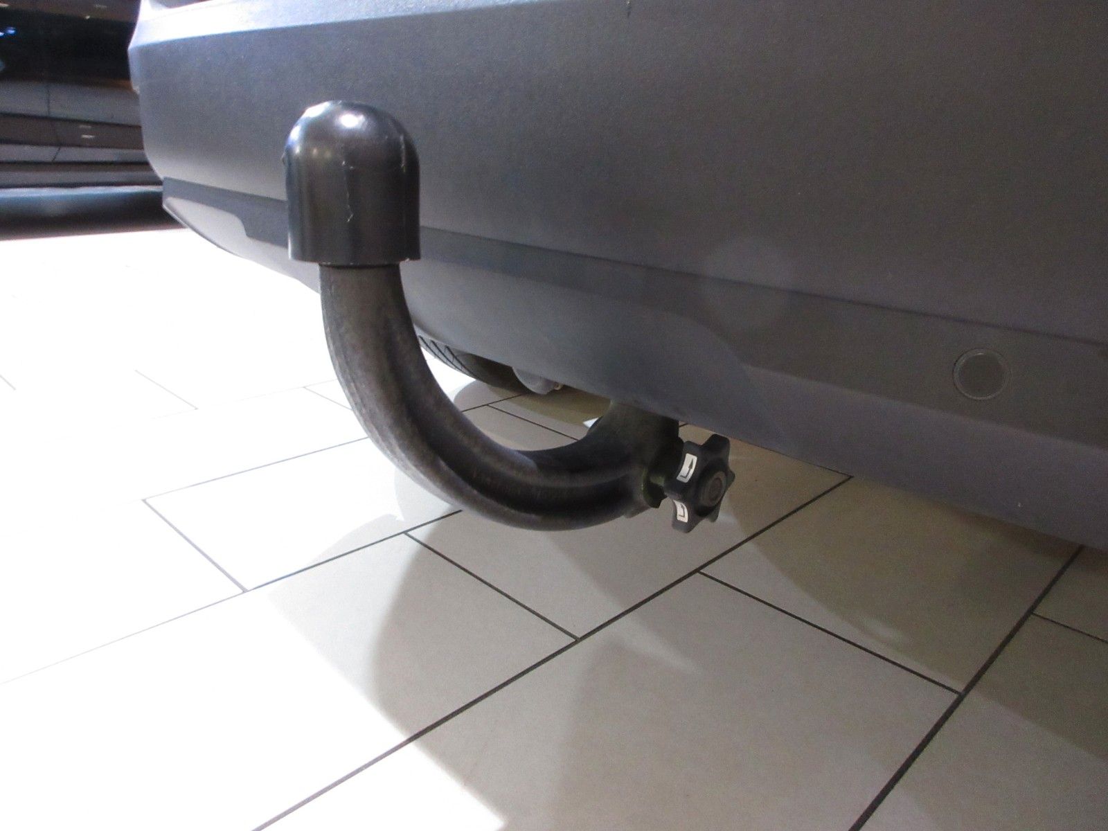 Fahrzeugabbildung Peugeot 5008 Active 1.2T NAVI/PDC/LED/AHK/TEMPO