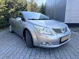 Toyota avensis - Toyota Avensis aus 2009 mit Diesel-Antrieb