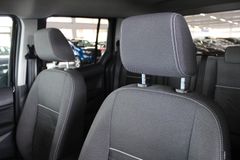 Fahrzeugabbildung Ford Tourneo Connect Titanium + AHK  WinterPaket  PDC