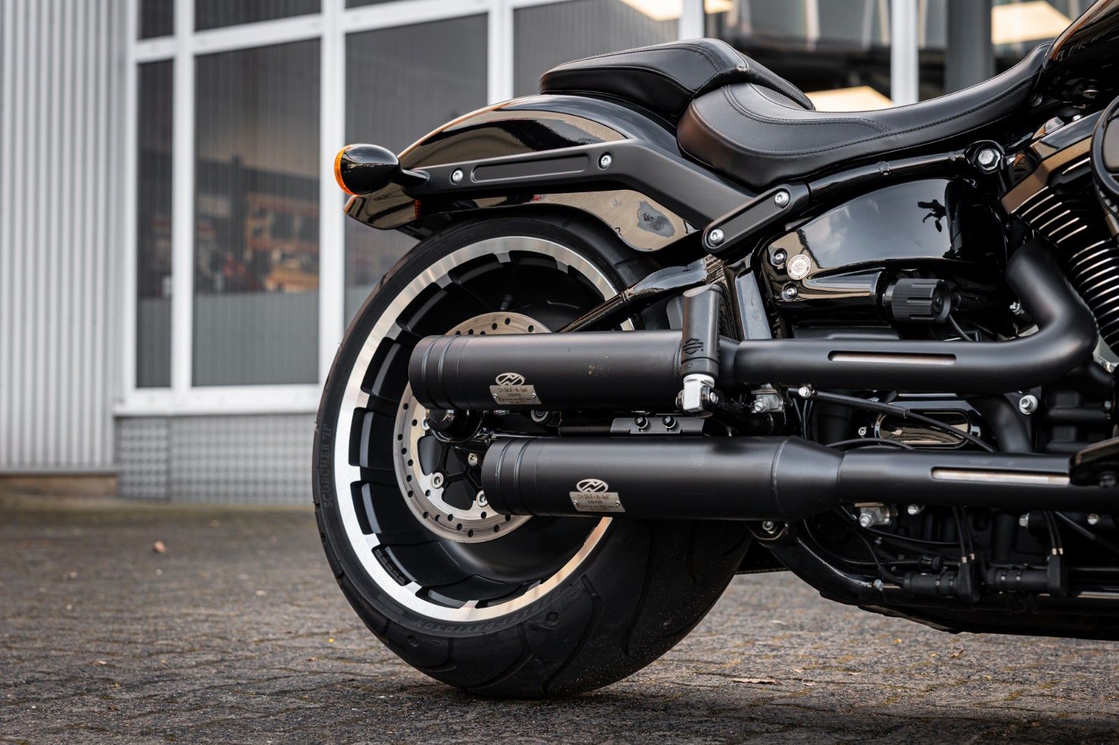 Fahrzeugabbildung Harley-Davidson Softail Fat Boy 30th Anniversary -Jekill & Hyde-