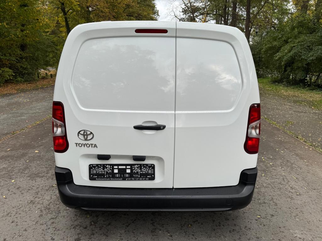Toyota Proace City